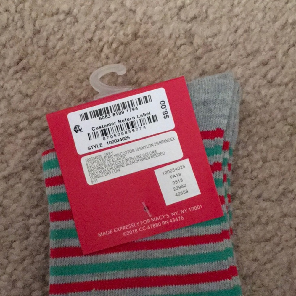 Bundled “cool cat” trinket dish and holiday socks - Picture 5 of 7